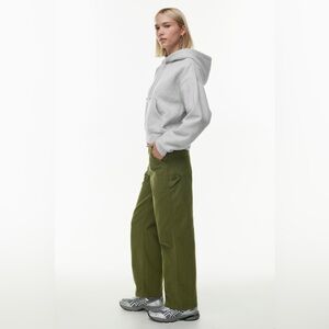 Aritzia TNA Greenwich Pants- High waisted carpenter  pants (size 4 tall) NEW